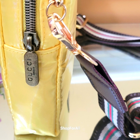 Gucci pouch converted in to shoulder bag or cross body - Picture 4 of 16